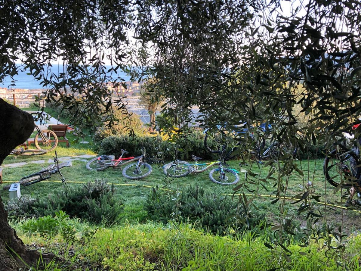 Agriturismo "I Castellari" بيترا ليغوري المظهر الخارجي الصورة